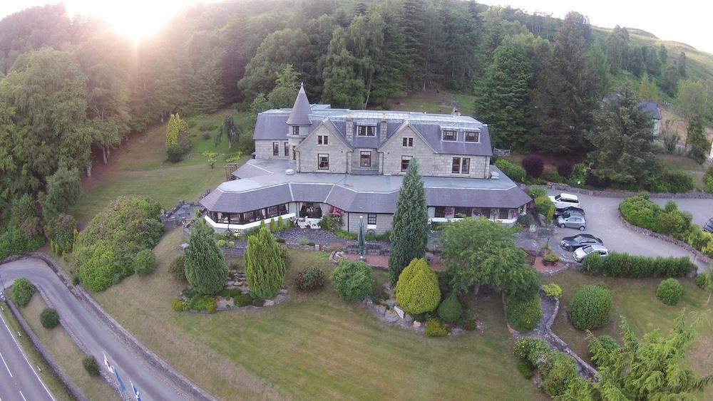 Glenspean Lodge Hotel Roybridge Exterior photo